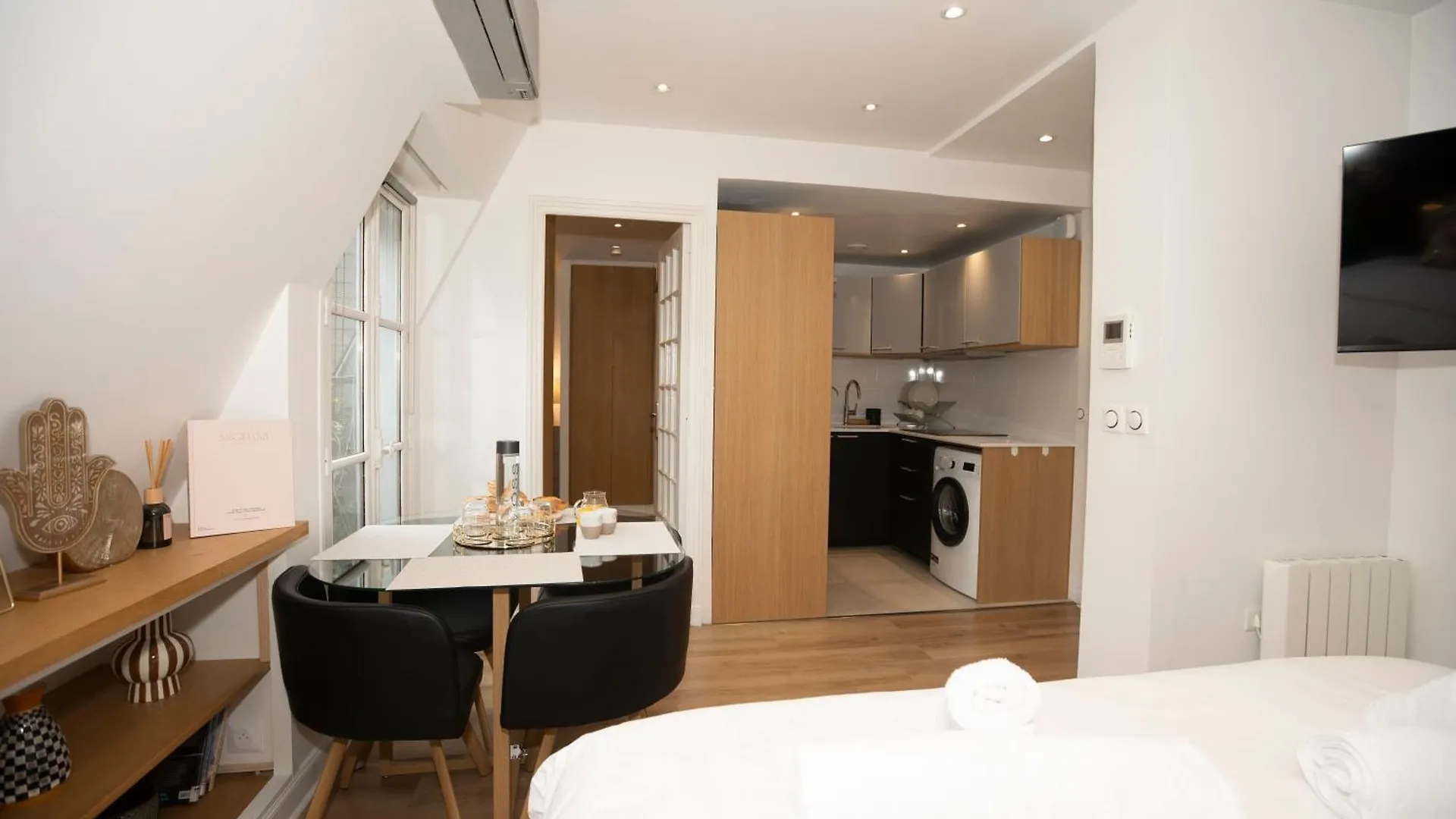 Apartment Pompidou 3, Rue Simon Le Franc - 4 Places *